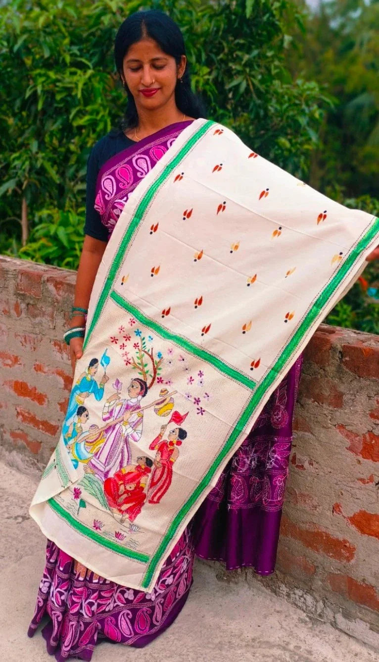 Ivory cotton Kantha stole with hand-embroidered Baul musician and dancer motifs